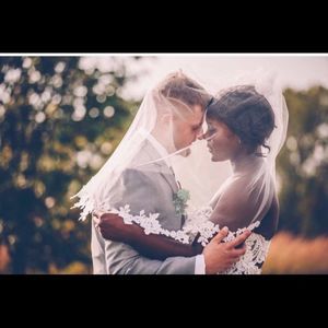 Meet your Posher, Traci